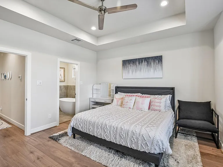6314 Chelsea Falls Ln — Photo 22