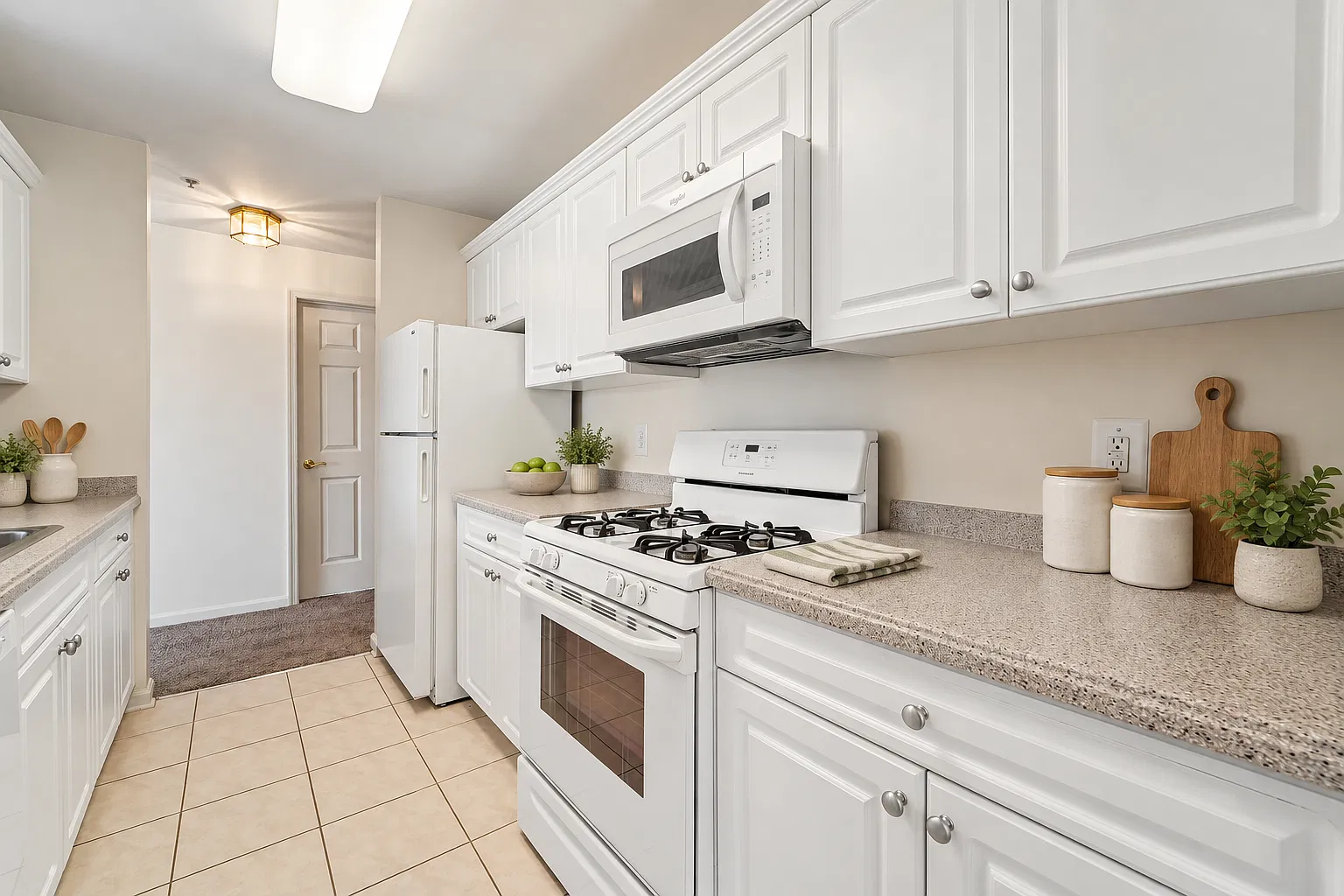 The Horizons at Franklin Lakes Apartment Homes — Photo 1