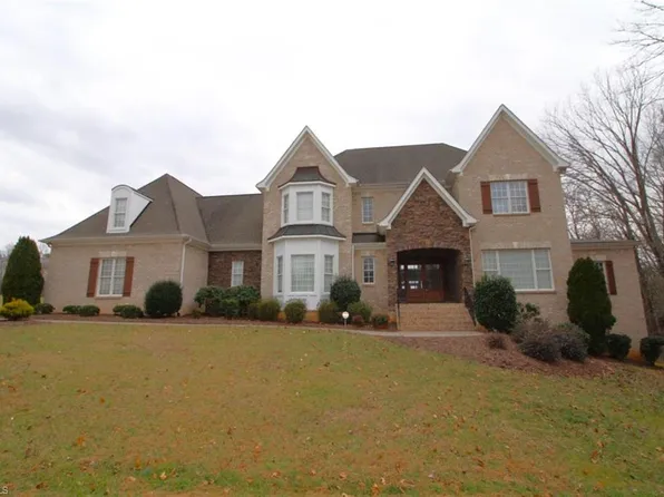 6309 Matheson Ct, Summerfield, NC 27358