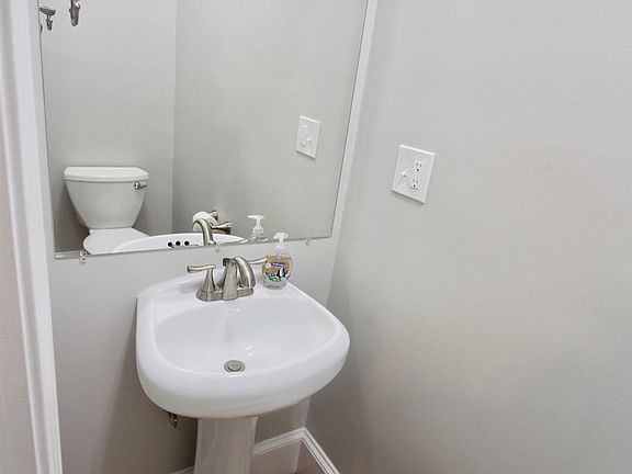 52 Dickens St. #1 Boston (Dorchester) Shared Unit Photo 7