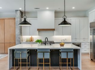 5922 Club Oaks Dr, Dallas, TX 75248