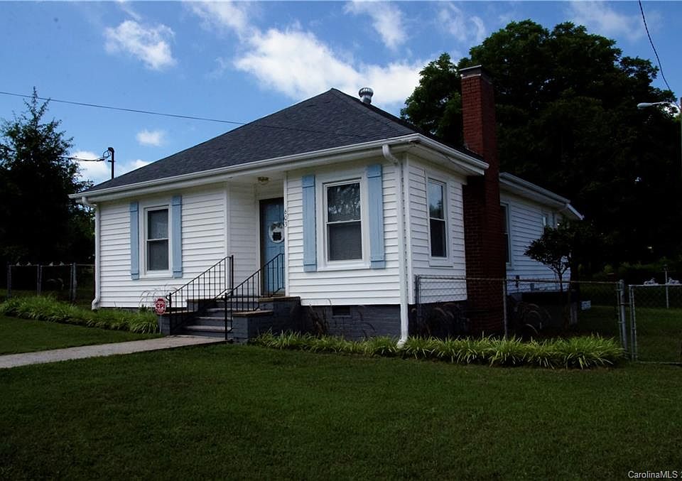 1st image of 603 Apple St