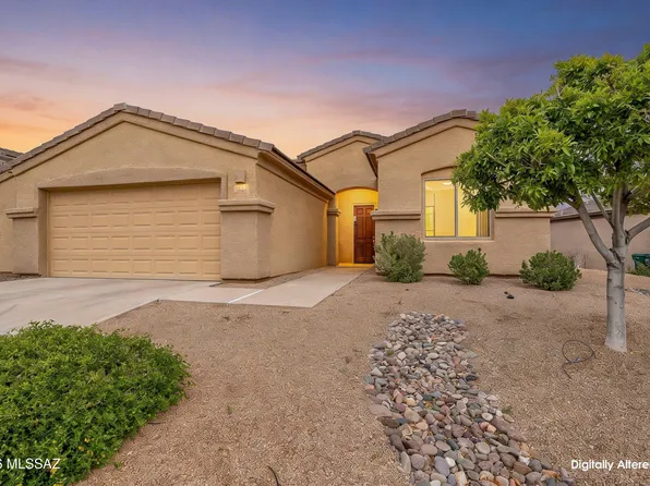 1012 W Mountain Stone Dr, Green Valley, AZ 85614