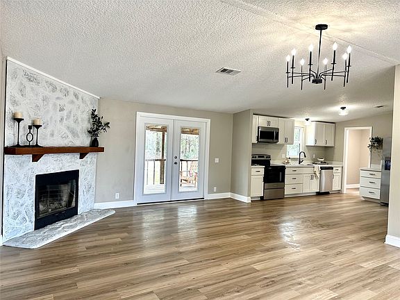 3rd image of 54081 Vikki Rd