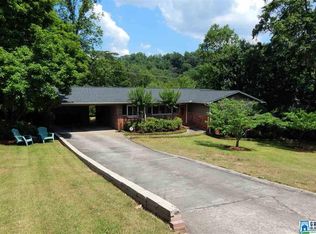 2213 Pine Crest Dr, Vestavia Hills, AL 35216