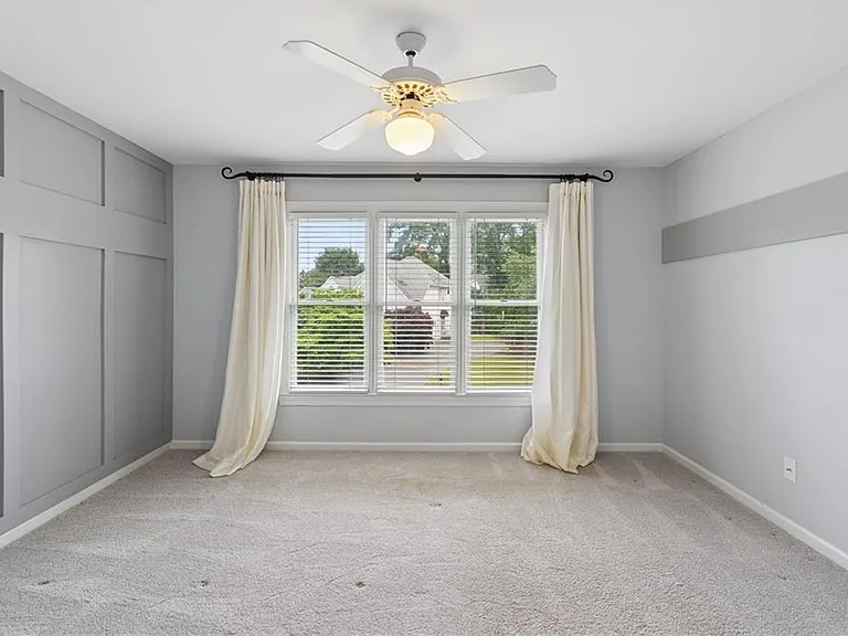 3296 Belmont Glen Dr SE — Photo 33