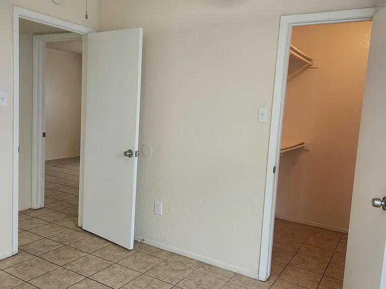 3712 Hulen Park Cir — Photo 13