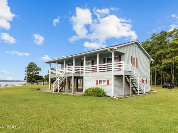 356 Windy Point Road, Bayboro, NC 28515