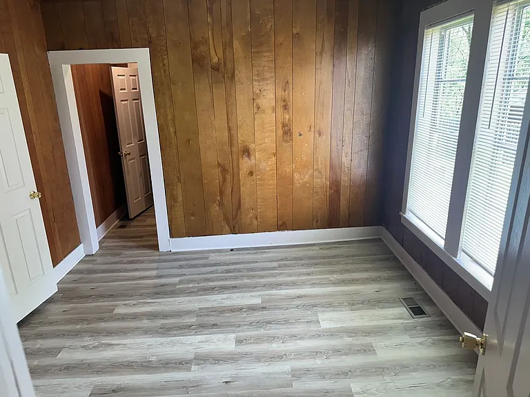 3345 W Don Tyson Pkwy — Photo 12