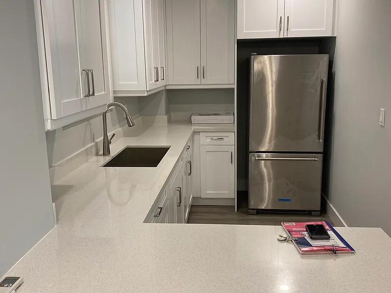 13 Ed Swift Rd #B — Photo 8