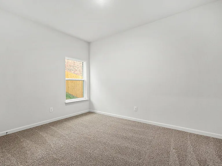 306 Patton Ln — Photo 12