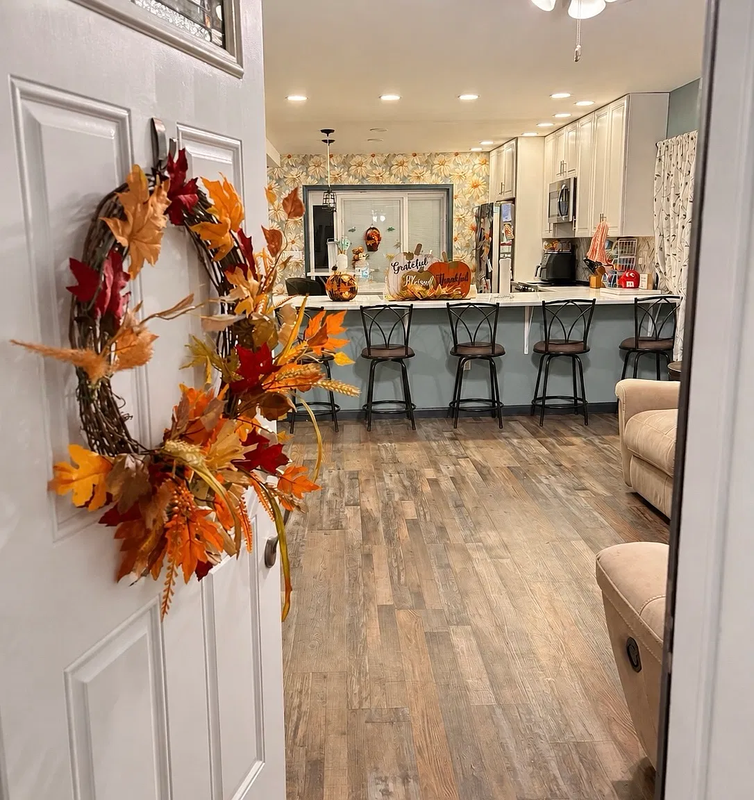 3 bed, 1152 sqft, $3,000 — Photo 1