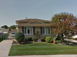 11020 S Kilbourn Ave, Oak Lawn, IL 60453