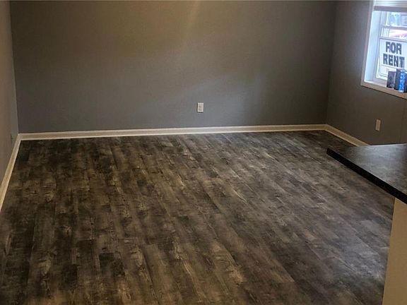 3rd image of 2406 Markwood Ln