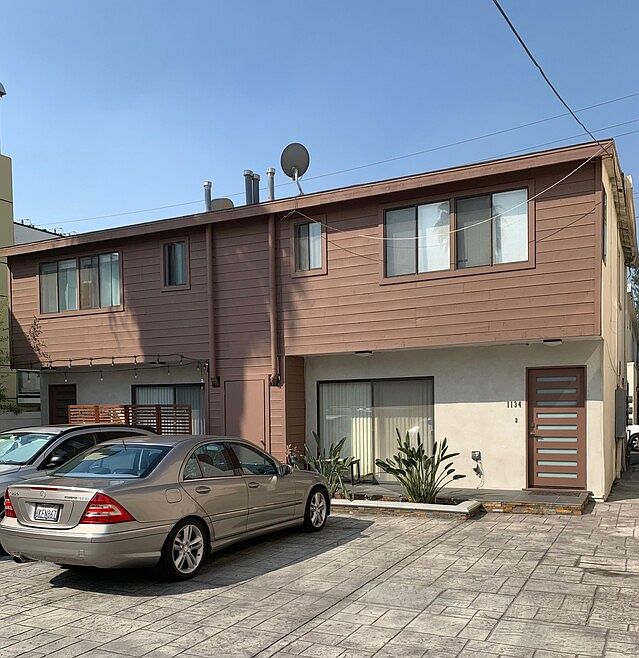 1st image of 1132 18th St #1132