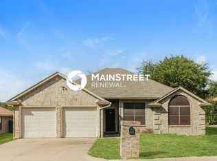 1632 Hunting Green Dr, Fort Worth, TX 76134