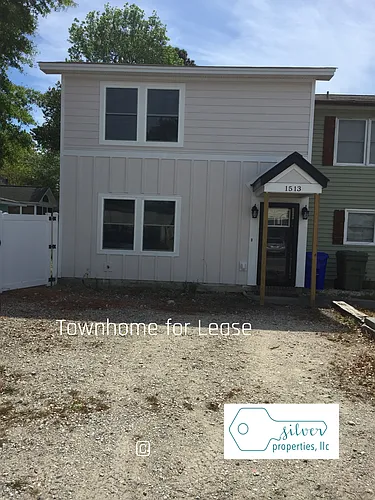 1513 S Poplar Dr Photo 1