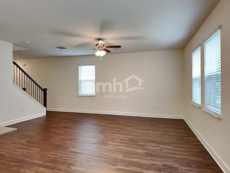 1115 Walden Pond Dr — Photo 7