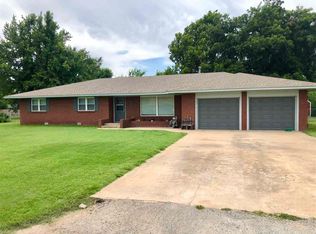 424 Ridgewood, Enid, OK 73701