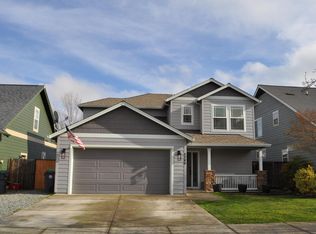 1749 Sandstone Dr, Medford, OR 97501
