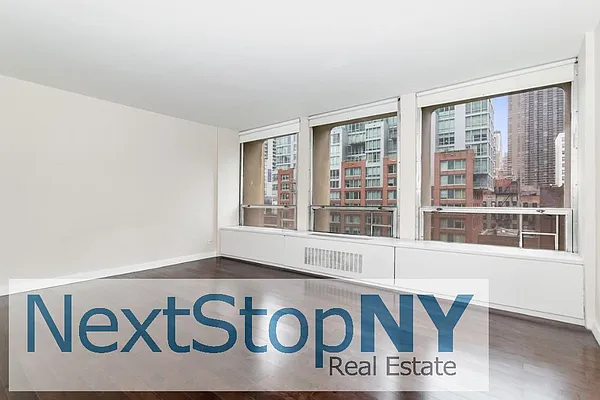 Rented by NextStopNY | media 21