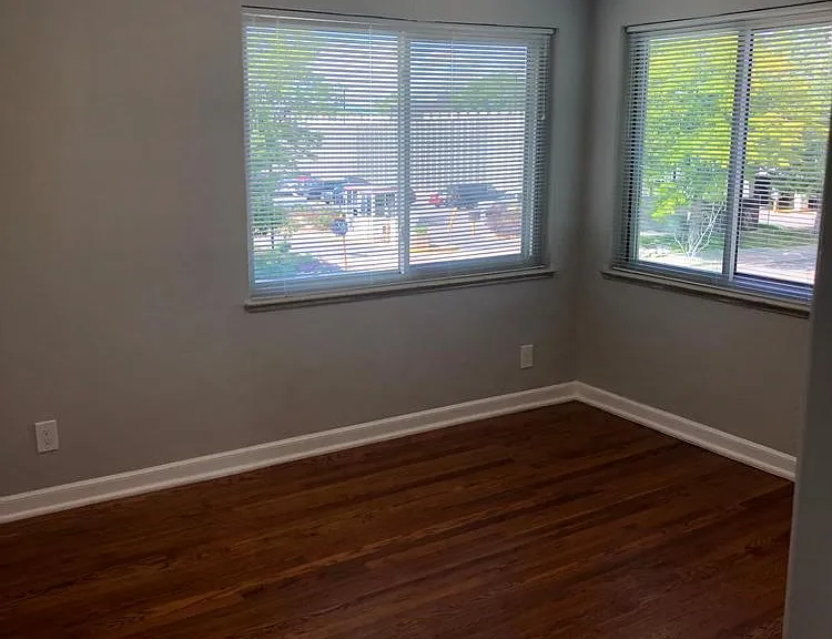 1284 S Harrison St — Photo 16