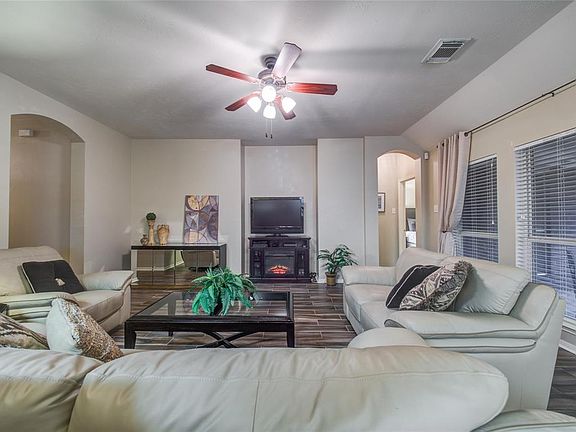 5th image of 4819 Mission Lake Ct