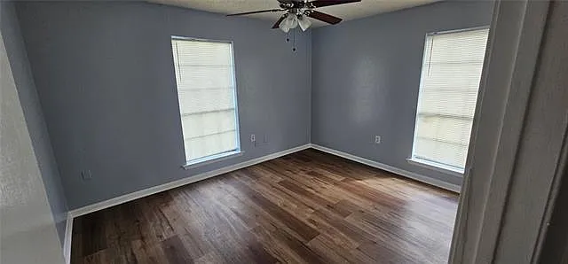 2 bed, 1.0 bath, 900 sqft, $1,300 — Photo 3