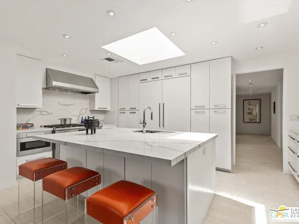 6 Trojan Ct, Rancho Mirage, CA 92270