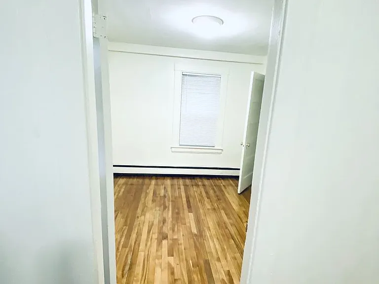 38 Water St — Photo 36
