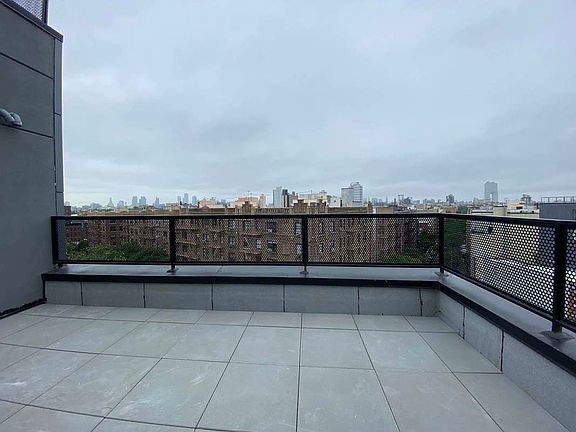 5th image of 292 Union Ave #701