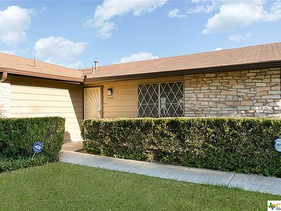 2nd image of 5142 Village Row
