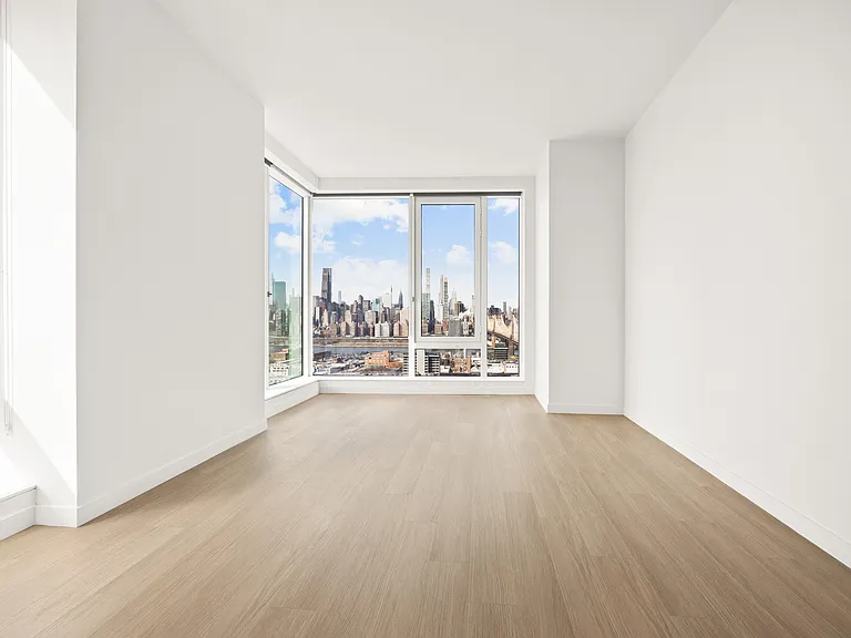 Welcome to Aura, where modern living meets stunning city views. This spacious, sunlit apartment boasts floor-to-ceiling windows and a sleek design that invites creativity. Elevate your lifestyle todayAE'AAAAAaAAAAAAaAAAschedule a tour and envision your ne