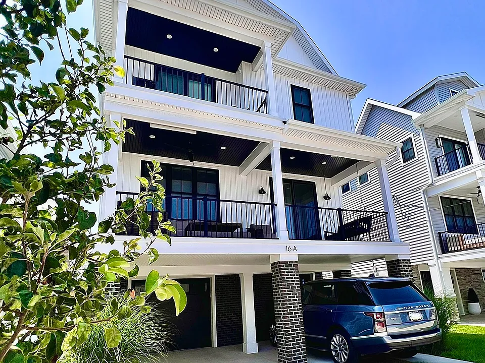 16A S Fredericksburg Ave