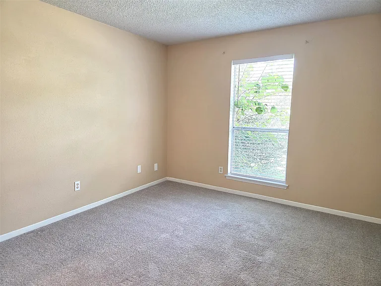 13427 Juniper Point Dr — Photo 22