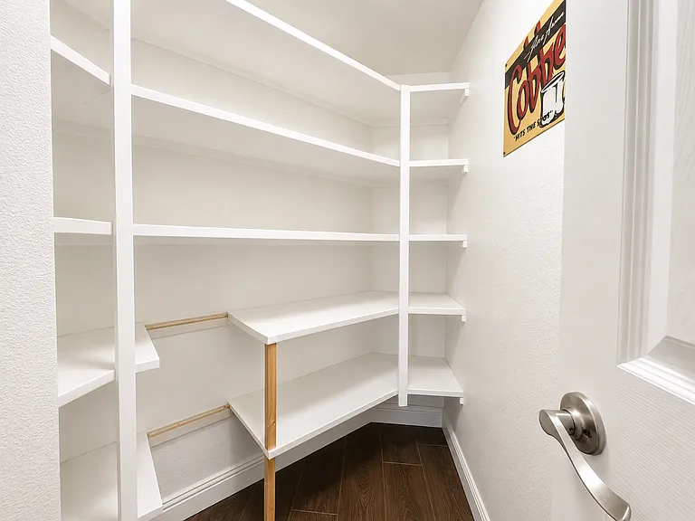 41371 Rue Jadot — Photo 17