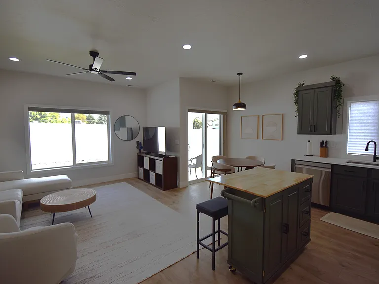 10494 W Shields Ave — Photo 61