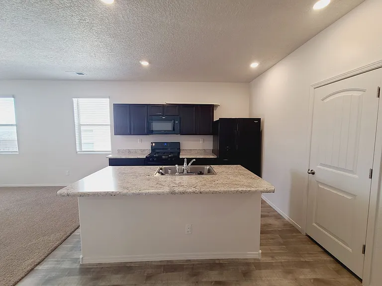 39 Hermanos Loop — Photo 6