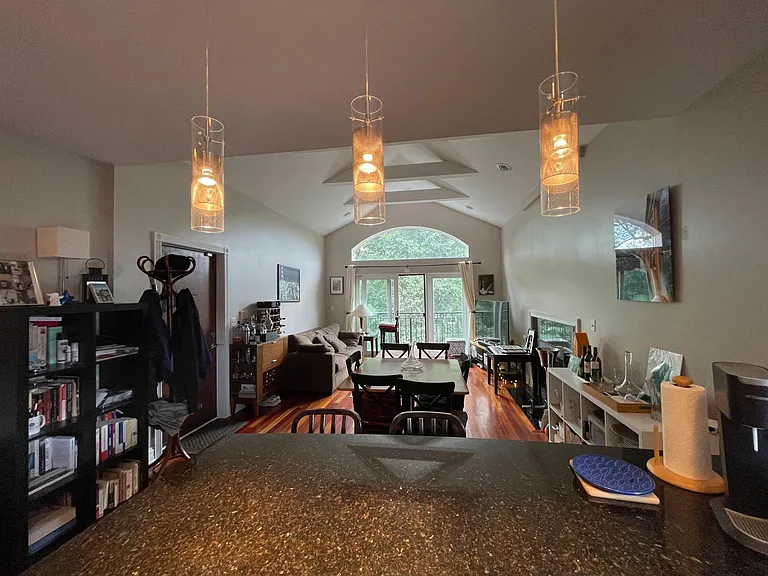 1509 N Artesian Ave #3 — Photo 6