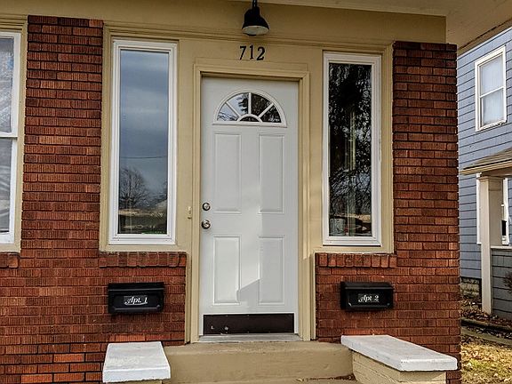2nd image of 712 Rogers St Unit 1-2