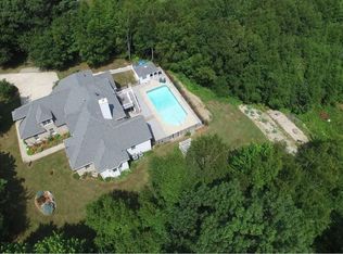 355 Woodland Way, Russell, MA 01071