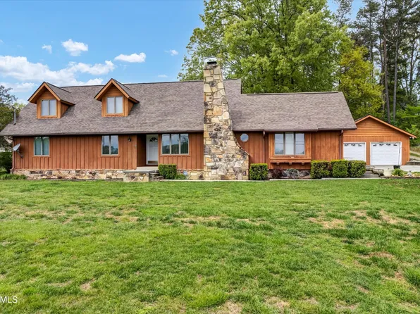 259 New Center Rd, Sevierville, TN 37876
