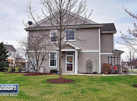 2nd image of 1546 Reserve Ln #327-1