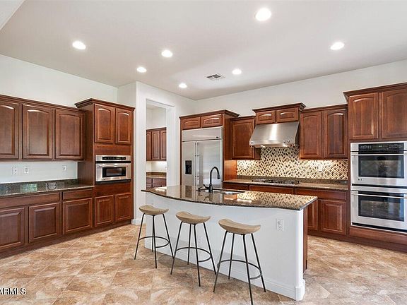 5th image of 3823 E QUAIL Avenue