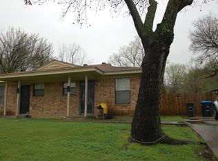832 House St, Fort Worth, TX 76103