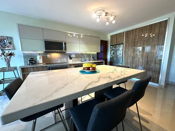 4001 S Ocean Drive #3h, Hollywood, FL 33019