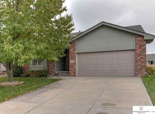 15603 Gertrude St, Omaha, NE 68136