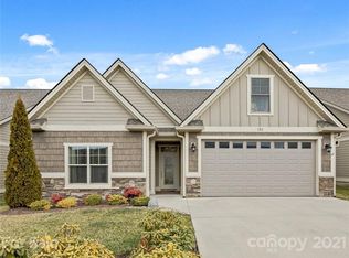 151 Windstone Dr, Fletcher, NC 28732