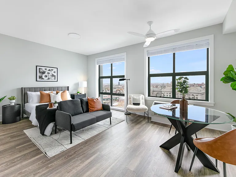 Overlook Flats — Photo 57