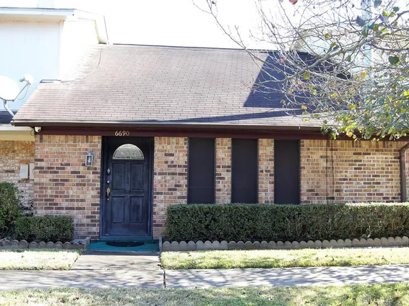 6690 Lexington Dr, Beaumont, TX 77706